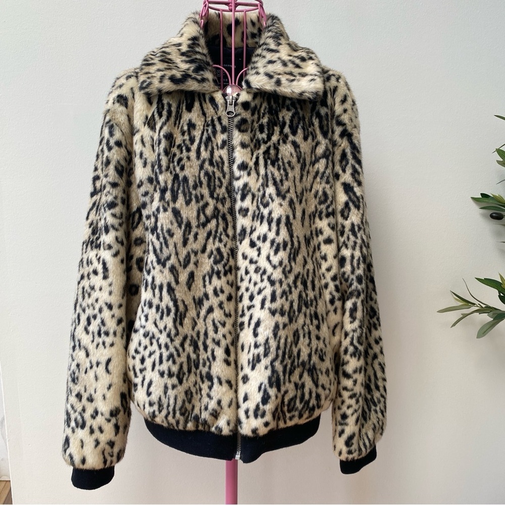 Urban Outfitters Animal Print Bomber Jacket women’s Size Small - Picture 3 of 11